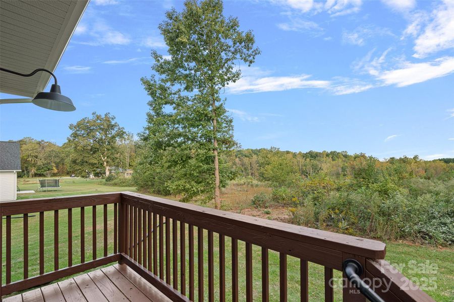 Exterior details and patio area of a home in , Harmony (Image 3).
