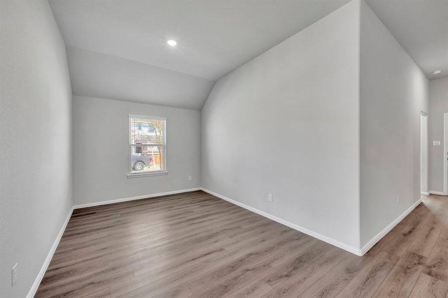 Spacious, unfurnished interior of a new home in Verandah, Royse City (Image 20). Spacious, unfurnished interior of a new home in Verandah, Royse City (Image 20).