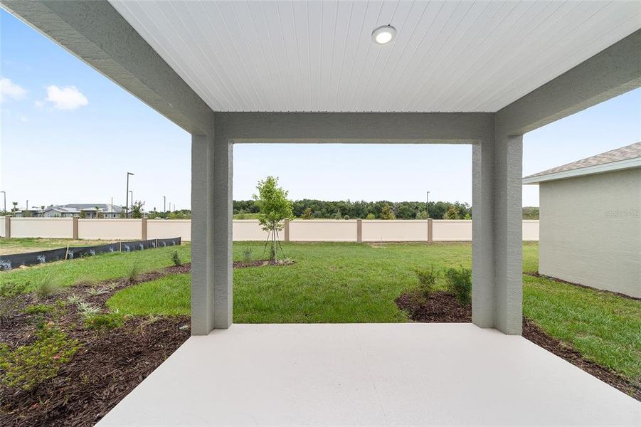 Exterior details and patio area of a home in Calesa Township, Ocala (Image 4). Exterior details and patio area of a home in Calesa Township, Ocala (Image 4).