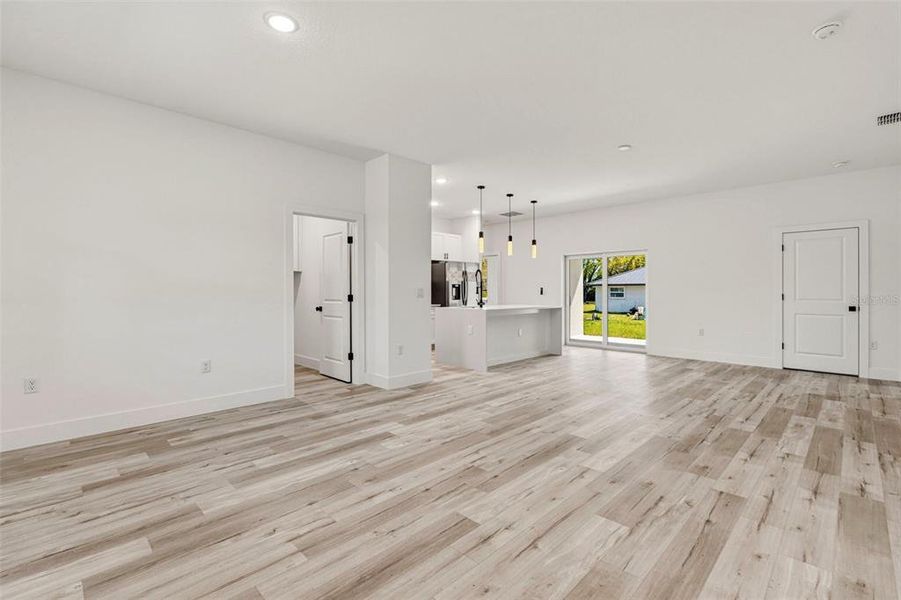 Spacious, unfurnished interior of a new home in , North Port (Image 18).