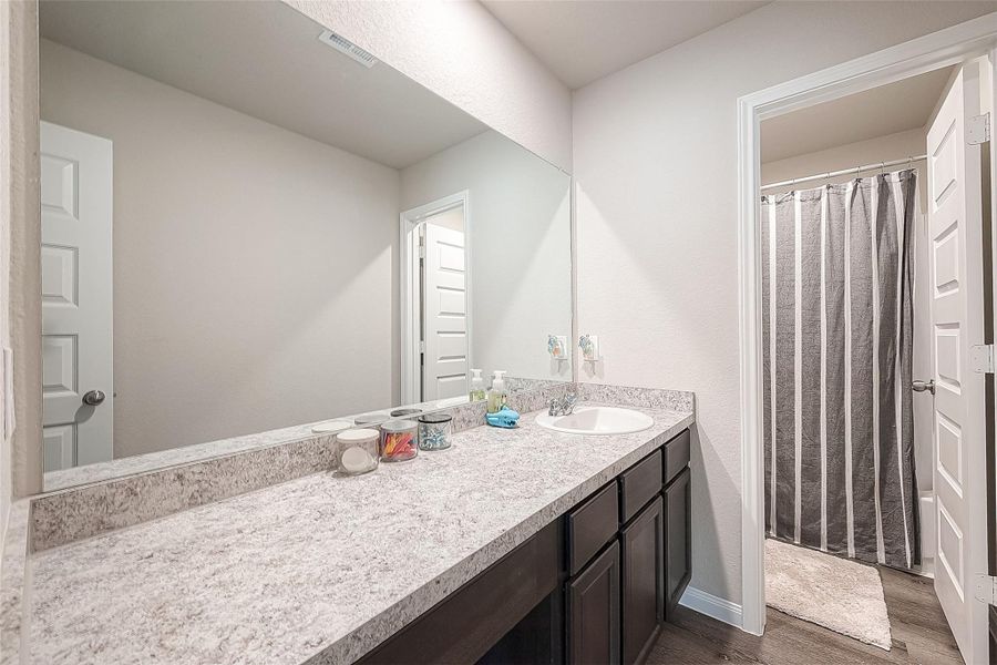 Furnished interior view inside a new home in Cliffstone Hills, Conroe (Image 35). Furnished interior view inside a new home in Cliffstone Hills, Conroe (Image 35).