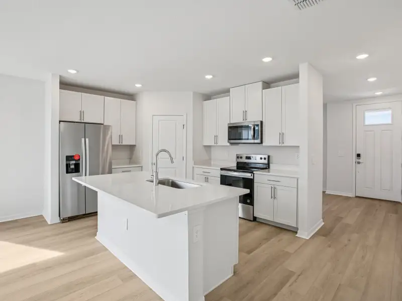 Furnished interior view inside a new home in Magnolia Bay - Classic Series, Nokomis (Image 5).