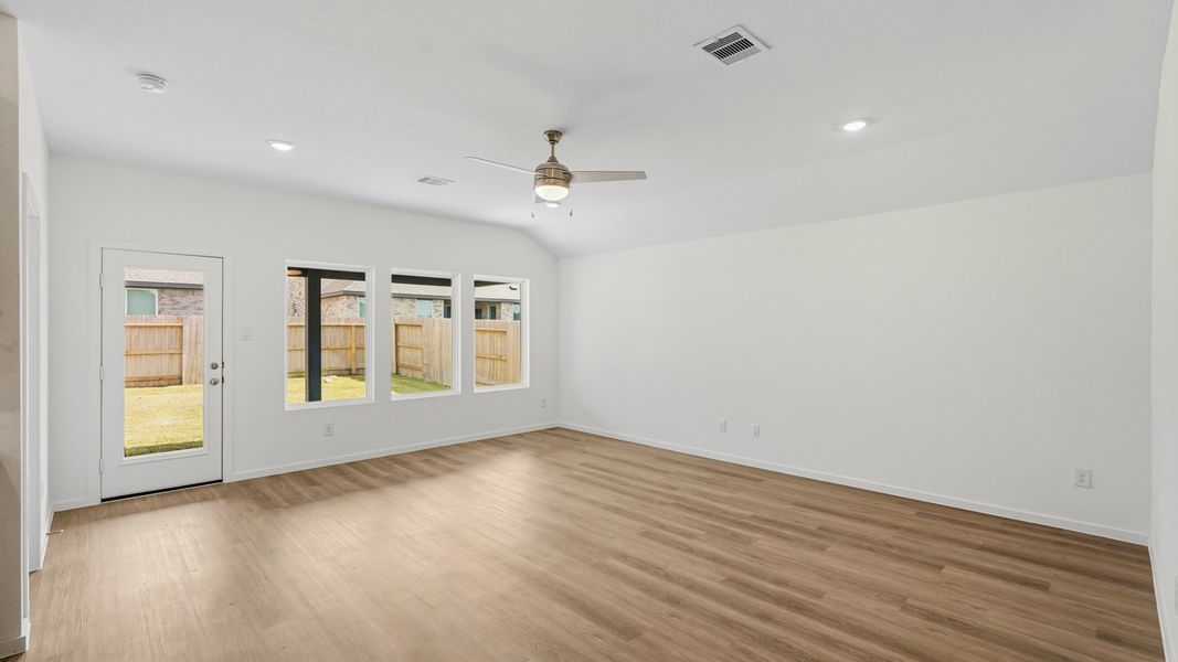 Representative unfurnished interior of a home built from the Burnet by D.R. Horton in Cypress Green, Hockley (Image 23). Representative unfurnished interior of a home built from the Burnet by D.R. Horton in Cypress Green, Hockley (Image 23).