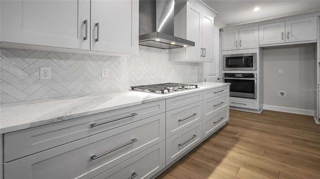 Furnished interior view inside a new home in Cresswind at Hammock Oaks, Lady Lake (Image 12). Furnished interior view inside a new home in Cresswind at Hammock Oaks, Lady Lake (Image 12).