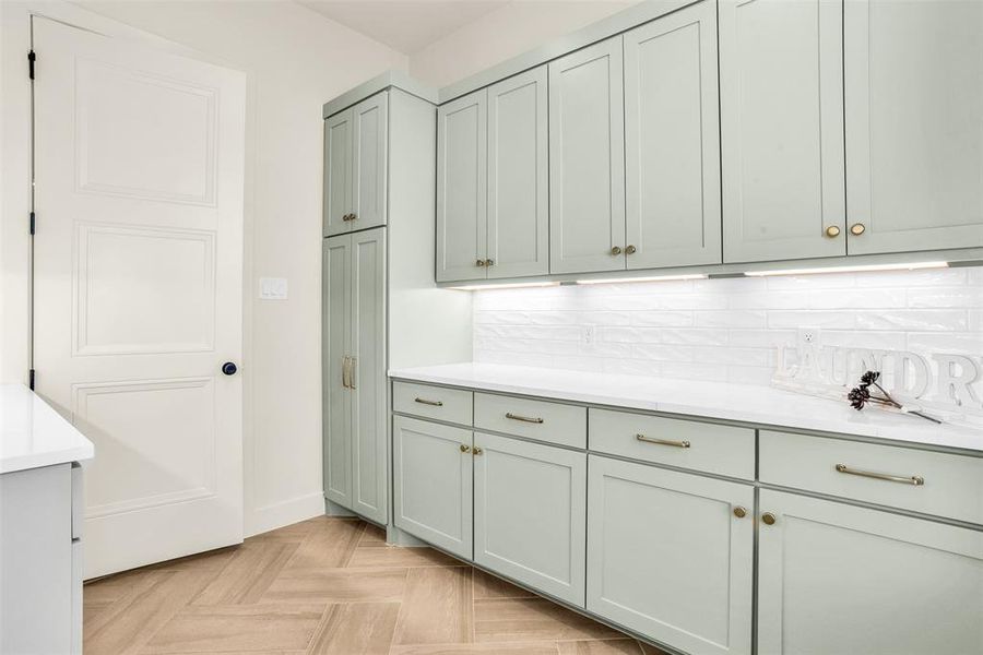 Furnished interior view inside a new home in , Aledo (Image 16).