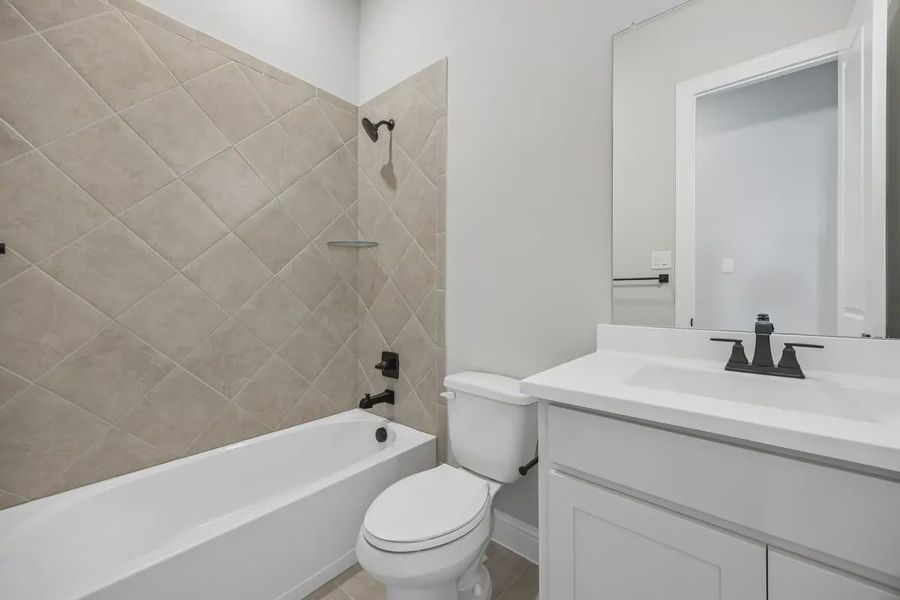 Furnished interior view inside a new home in Lakeview Heights, Azle (Image 11).