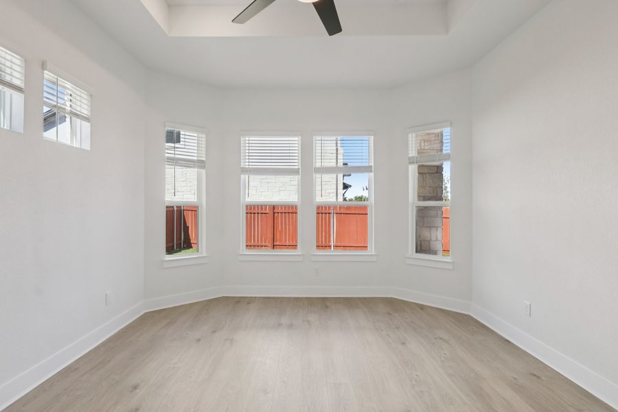 Spacious, unfurnished interior of a new home in Sauls Ranch, Round Rock (Image 27). Spacious, unfurnished interior of a new home in Sauls Ranch, Round Rock (Image 27).