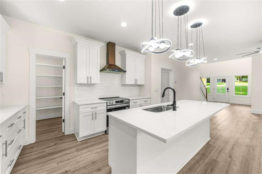 Furnished interior view inside a new home in , Dallas (Image 8).