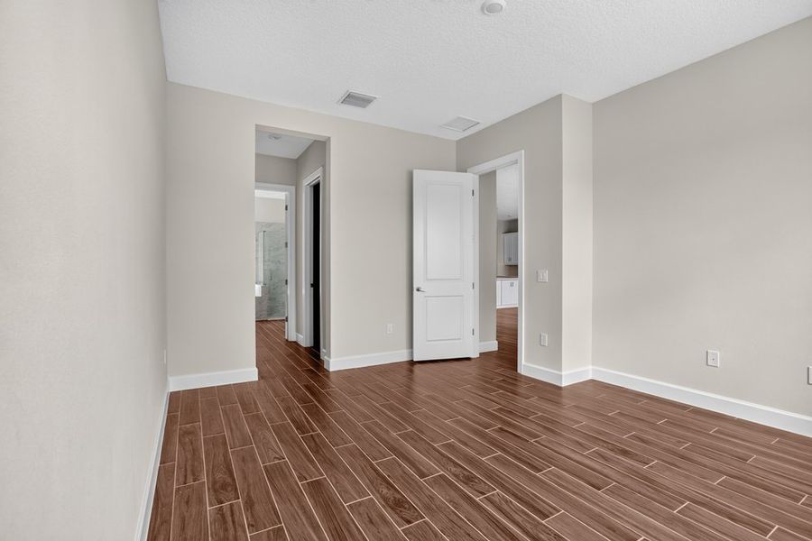 Image 16 of a home in Westview Community Group Page.