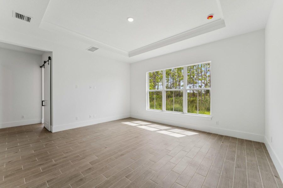 Spacious, unfurnished interior of a new home in , Port St. Lucie (Image 36). Spacious, unfurnished interior of a new home in , Port St. Lucie (Image 36).