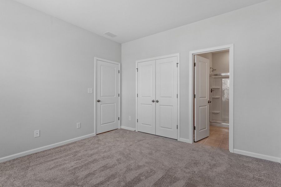 Spacious, unfurnished interior of a new home in Renaissance at White Oak, Garner (Image 31). Spacious, unfurnished interior of a new home in Renaissance at White Oak, Garner (Image 31).