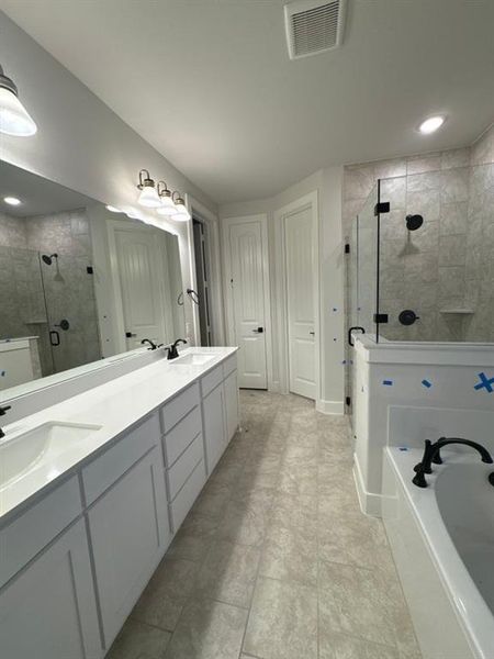 Furnished interior view inside a new home in Fannin Ranch, Leonard (Image 5). Furnished interior view inside a new home in Fannin Ranch, Leonard (Image 5).