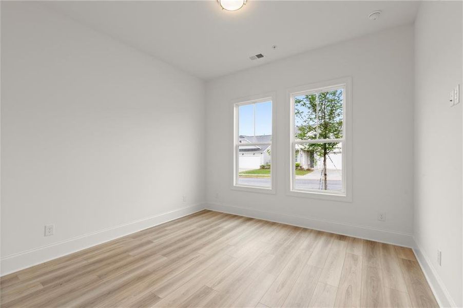Spacious, unfurnished interior of a new home in , Kennesaw (Image 29).