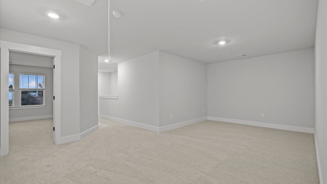 First-rate carpeted loft providing flexible living space for every lifestyle First-rate carpeted loft providing flexible living space for every lifestyle