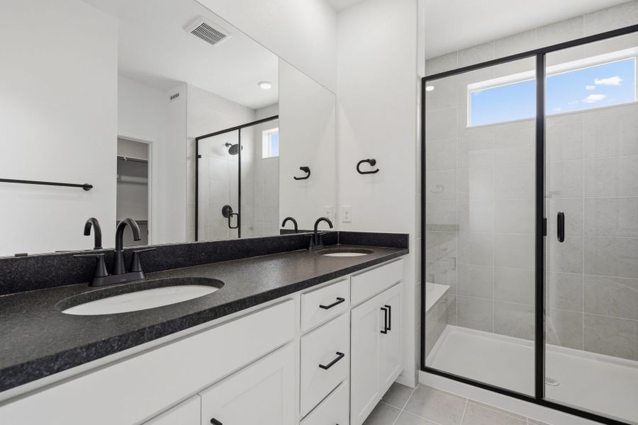 Furnished interior view inside a new home in Independence, Elizabeth (Image 12).