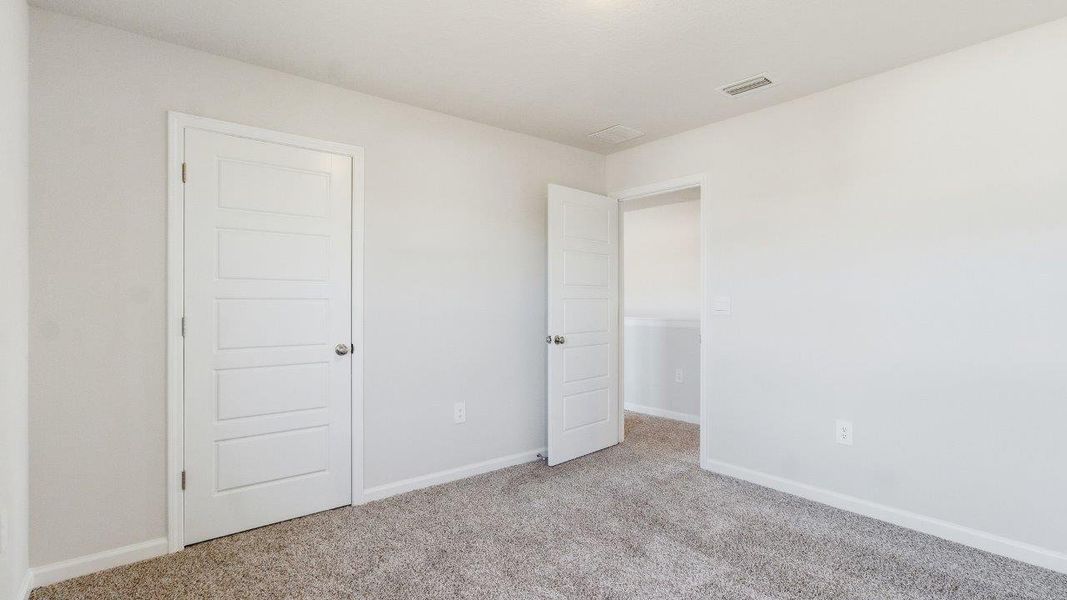 Spacious, unfurnished interior of a new home in Wesley Park, Crawfordville (Image 26).