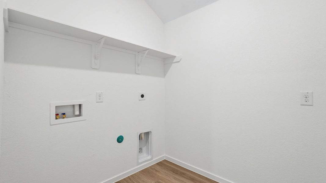 Representative unfurnished interior of a home built from the Burnet by D.R. Horton in Cypress Green, Hockley (Image 18). Representative unfurnished interior of a home built from the Burnet by D.R. Horton in Cypress Green, Hockley (Image 18).
