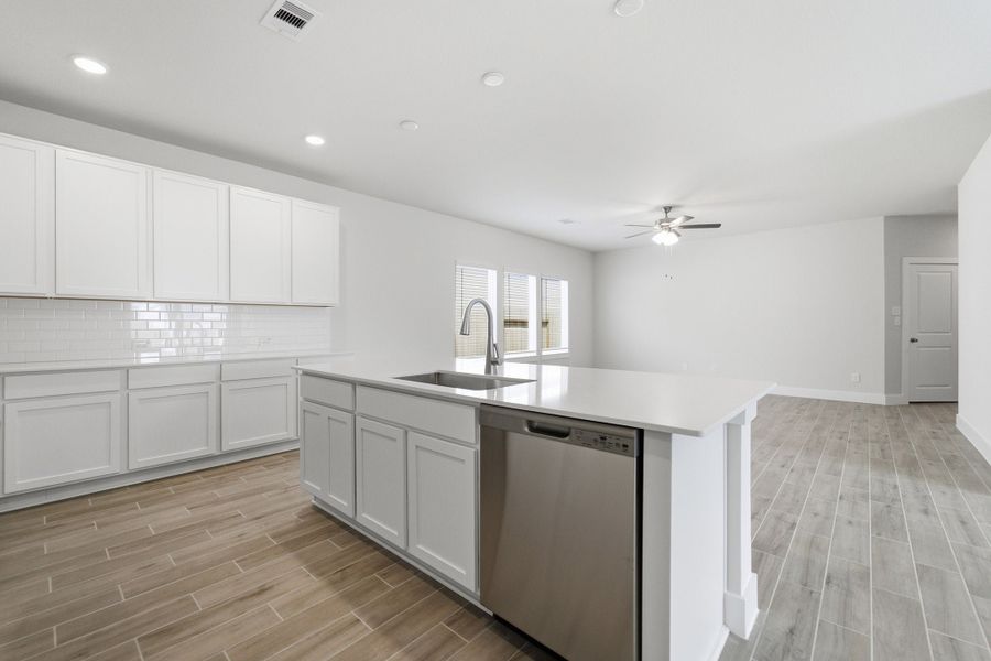 Furnished interior view inside a new home in Bluestem, Brookshire (Image 6).