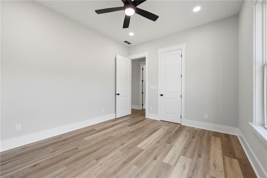 Spacious, unfurnished interior of a new home in , Nicholson (Image 33).