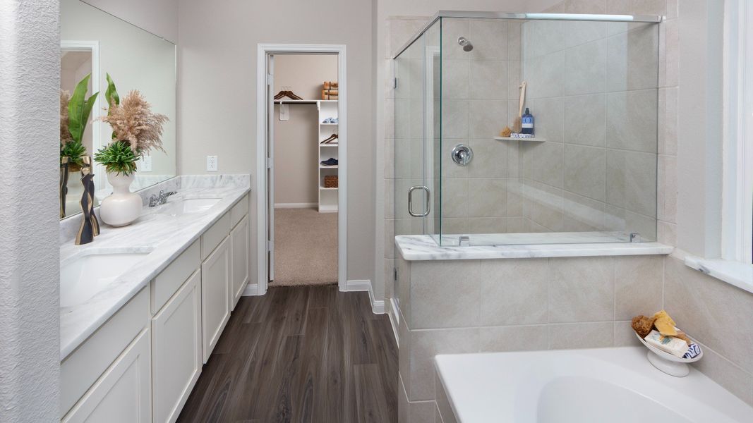 Representative furnished interior of a home built from the The Highlands by Legend Homes in Lake Conroe Area Homes, Montgomery (Image 9).