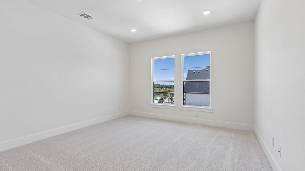 Representative unfurnished interior of a home built from the Custom by Southgate Homes in Prosper Ridge, Prosper (Image 21).