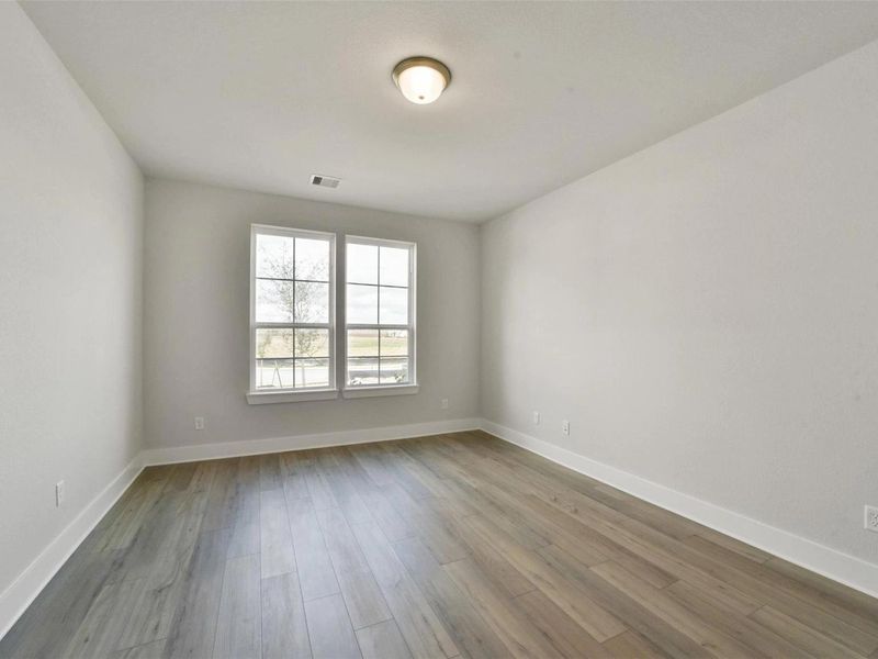 Spacious, unfurnished interior of a new home in Lago Mar, Texas City (Image 23). Spacious, unfurnished interior of a new home in Lago Mar, Texas City (Image 23).