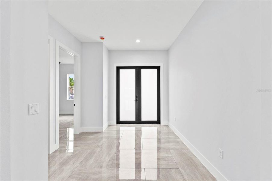 Spacious, unfurnished interior of a new home in , Palmetto (Image 18). Spacious, unfurnished interior of a new home in , Palmetto (Image 18).