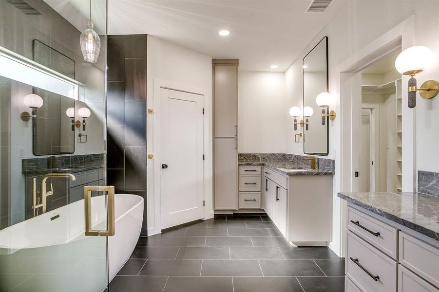 Furnished interior view inside a new home in , Cresson (Image 10).