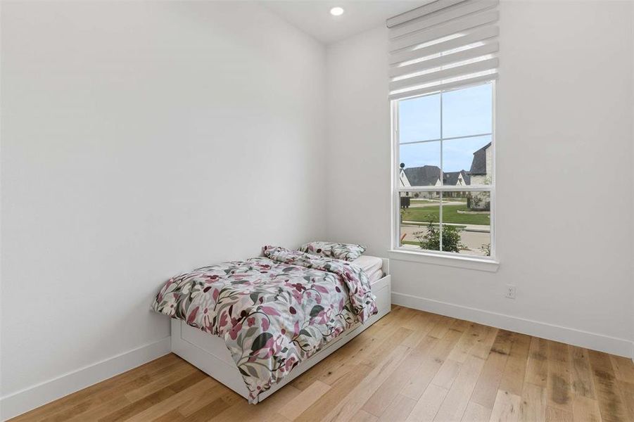 Furnished interior view inside a new home in , Rockwall (Image 31).