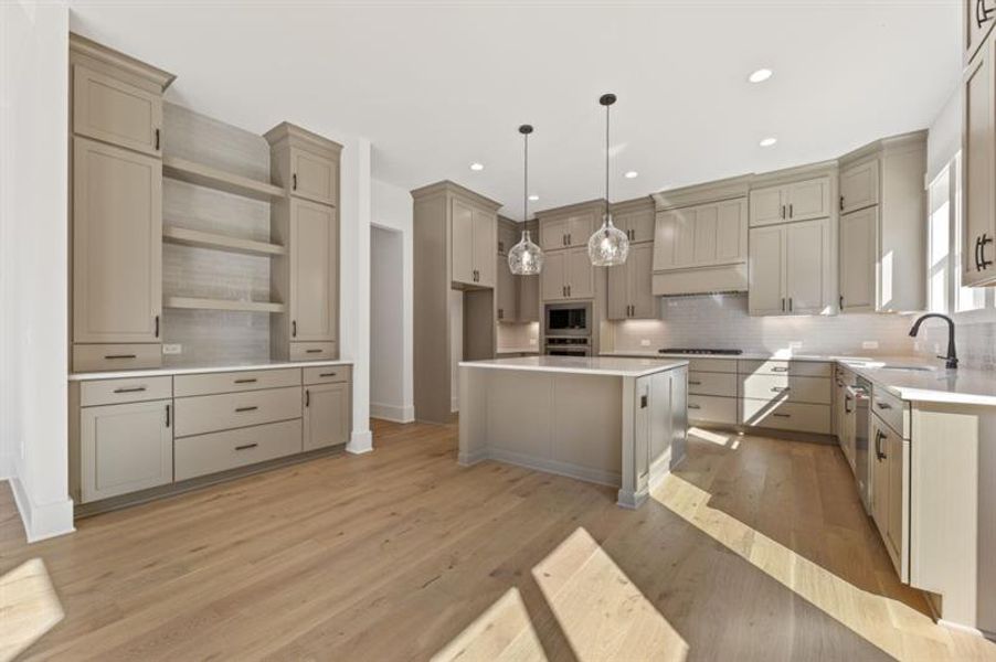 Furnished interior view inside a new home in White Post on Lake Lanier, Gainesville (Image 6).