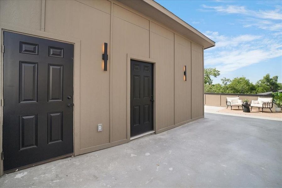 Exterior details and patio area of a home in , Dallas (Image 27).