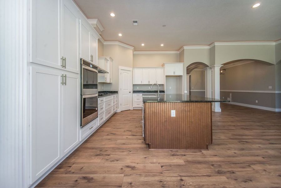 Representative unfurnished interior of a home built from the Beaumont Elite by Enchanted Homes in Pointe Summit, Slater-Marietta (Image 42).