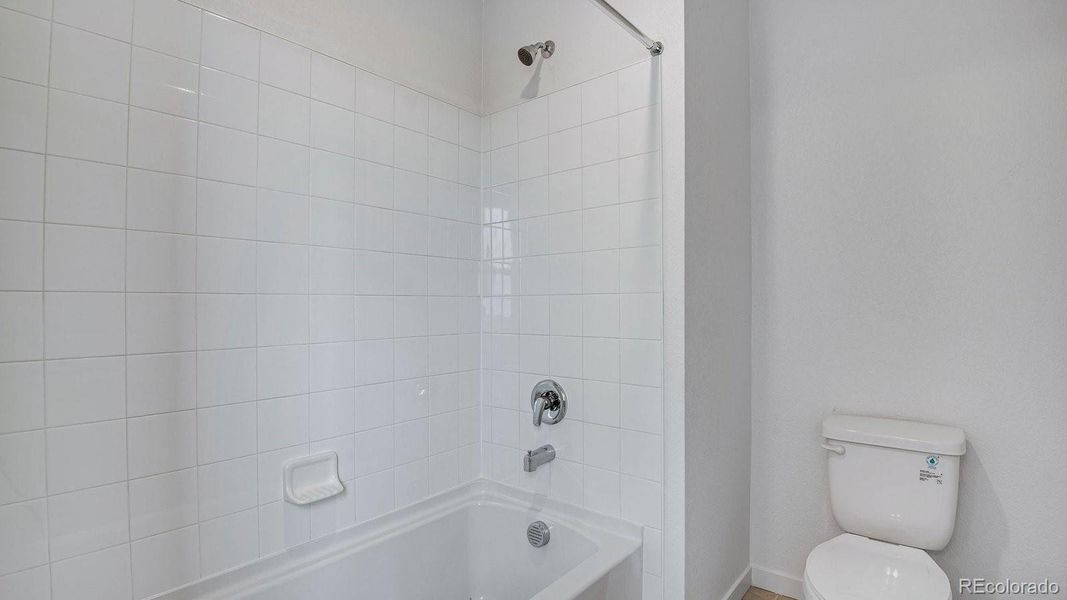 Furnished interior view inside a new home in Settlers Crossing, Commerce City (Image 9).