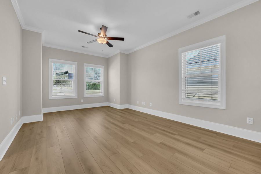 Representative unfurnished interior of a home built from the Ocala II by Great Southern Homes in White Oak Estates, Conway (Image 9).