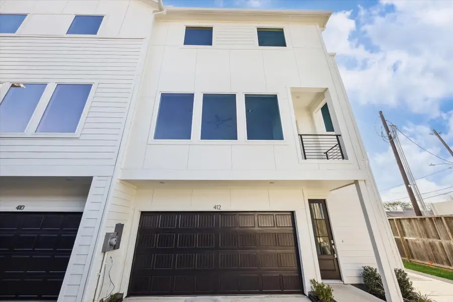 Front Exterior Front Exterior