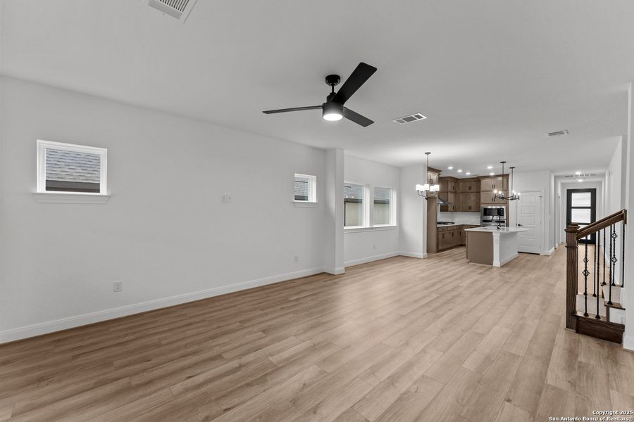 Spacious, unfurnished interior of a new home in Ladera - High Point 45', San Antonio (Image 9). Spacious, unfurnished interior of a new home in Ladera - High Point 45', San Antonio (Image 9).