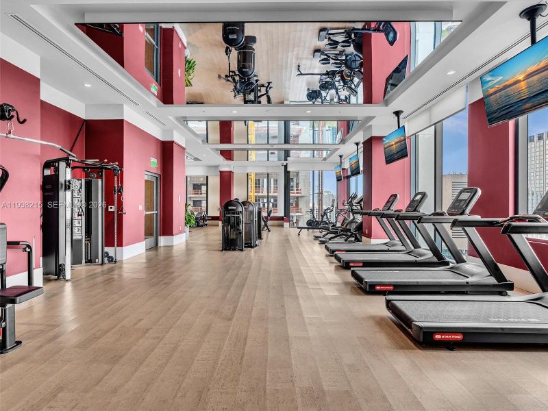 Community amenities in , Miami (Image 34).