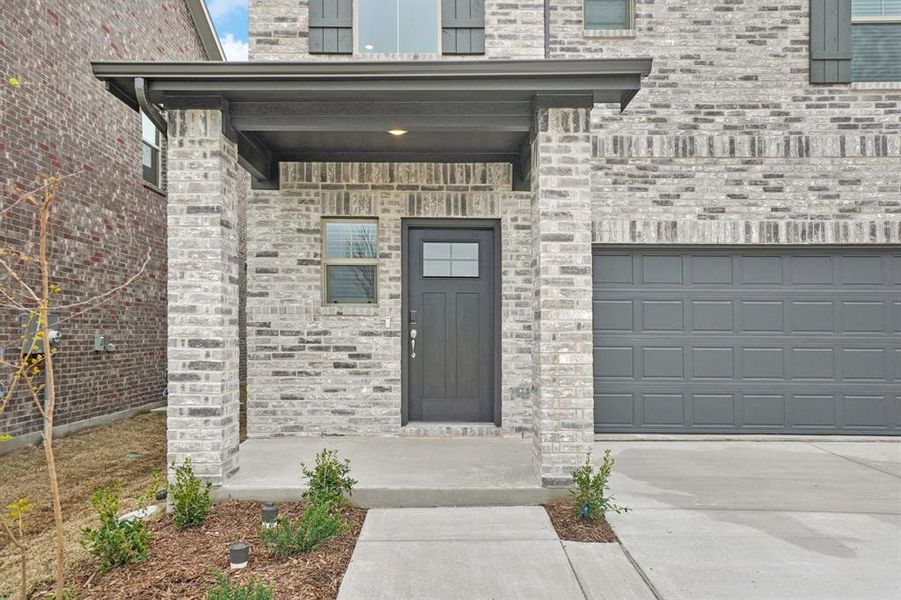 Photo is not of the actual home, but is an inspirational photo of builder’s model home and may depict options, furnishings, and/or decorator features that are not included.
