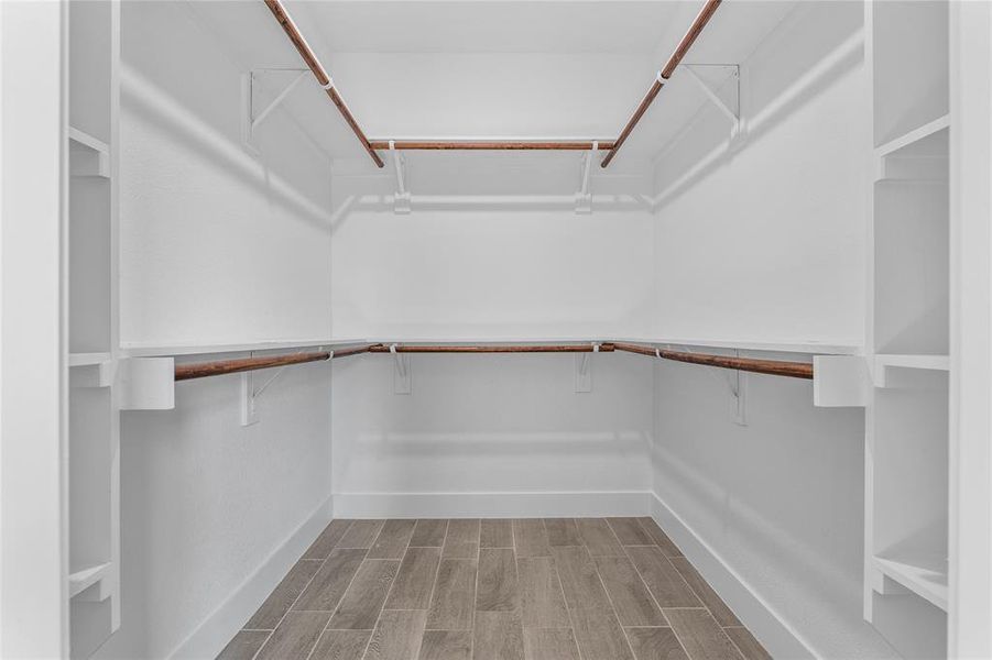 Spacious, unfurnished interior of a new home in , Granbury (Image 22). Spacious, unfurnished interior of a new home in , Granbury (Image 22).