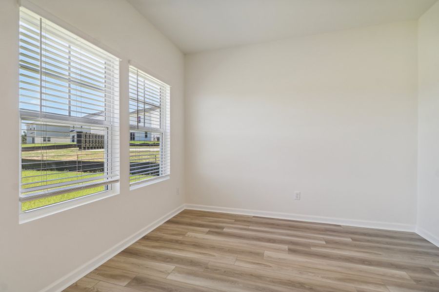 Representative unfurnished interior of a home built from the Harper II by Great Southern Homes in Old Charleston Acres, Pelion (Image 20).