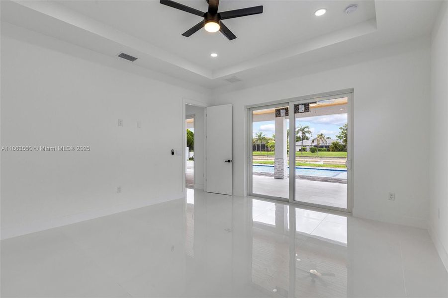 Spacious, unfurnished interior of a new home in , Cape Coral (Image 22). Spacious, unfurnished interior of a new home in , Cape Coral (Image 22).
