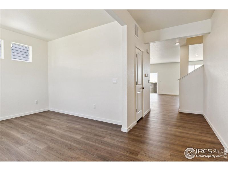 Spacious, unfurnished interior of a new home in Silver Peaks, Lochbuie (Image 19).