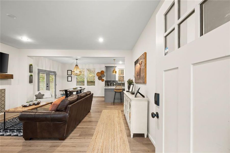 Furnished interior view inside a new home in , Dahlonega (Image 3).