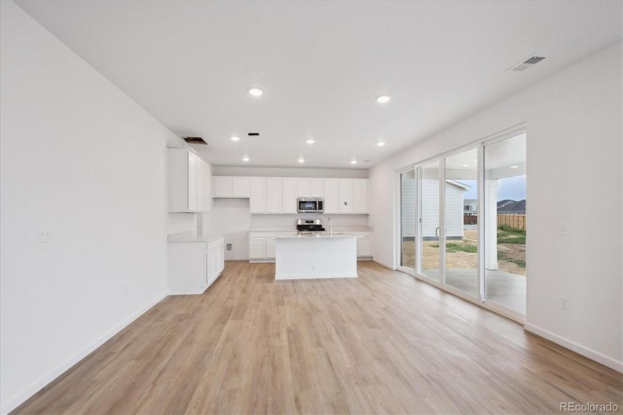 Spacious, unfurnished interior of a new home in Fossil Creek, Windsor (Image 10).