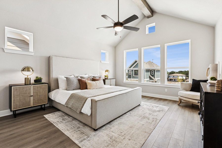 Owner's Retreat (Staged) Owner's Retreat (Staged)