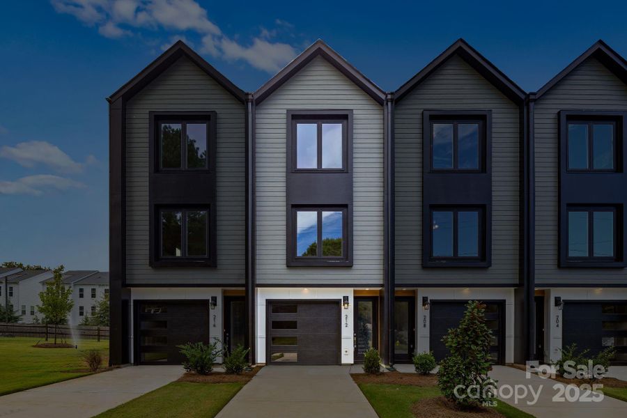 Image 16 of a home in .