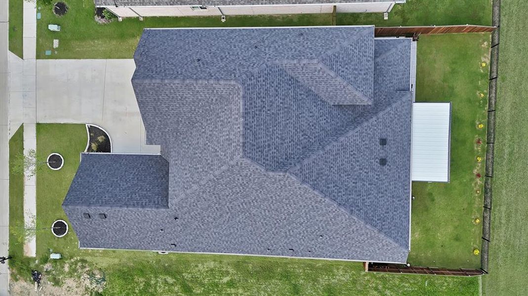 Asphalt shingle roof with multiple gables Asphalt shingle roof with multiple gables