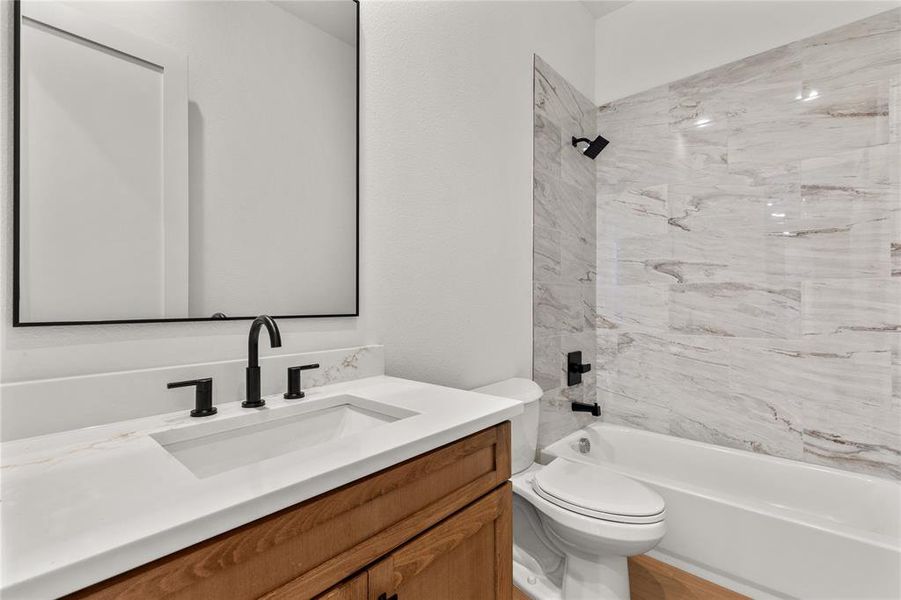 Furnished interior view inside a new home in , Sherman (Image 28).