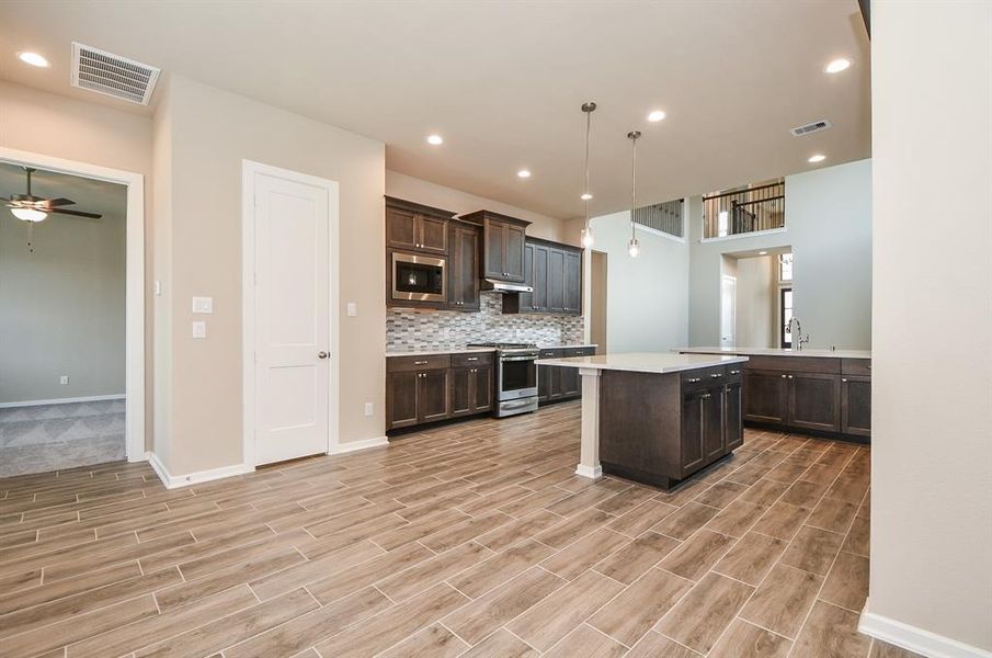 Image 18 of a home in .