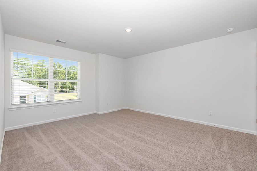 Representative unfurnished interior of a home built from the PENWELL by D.R. Horton in South Haven, Camden (Image 30).